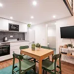 D35 - Chic Boutique By Bqa Apartment *